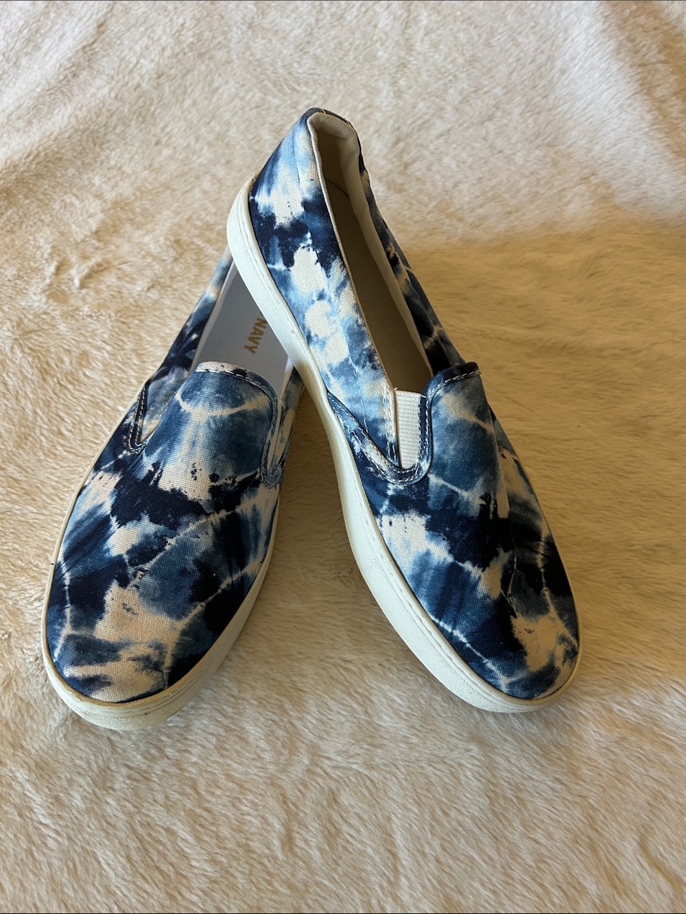 Old Navy Tie-Dye Slip-On Sneakers in Navy and White